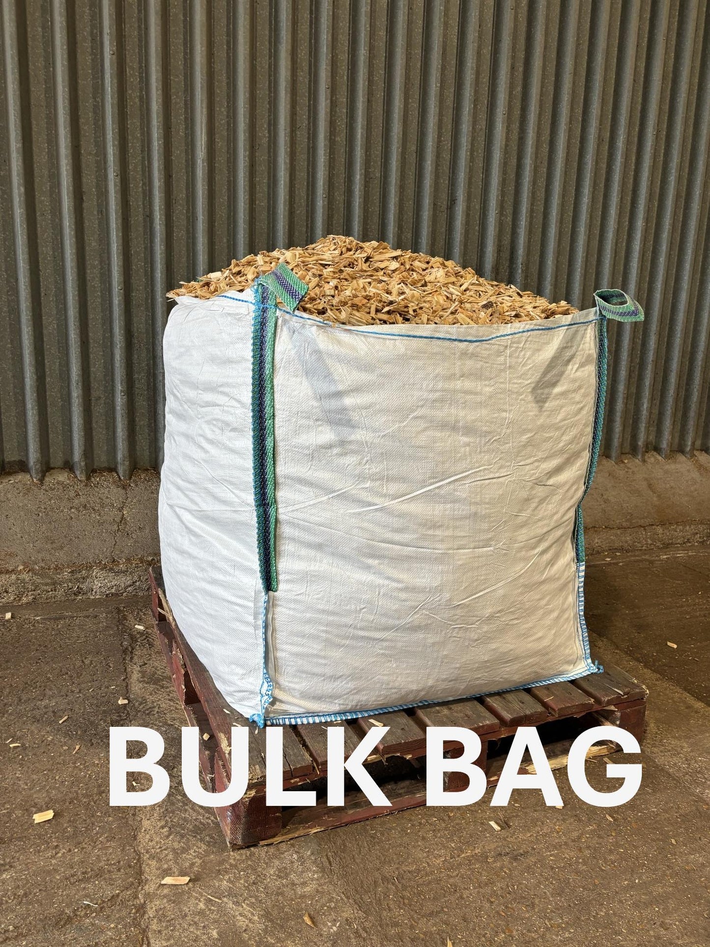 Budget poultry run woodchip 1000L