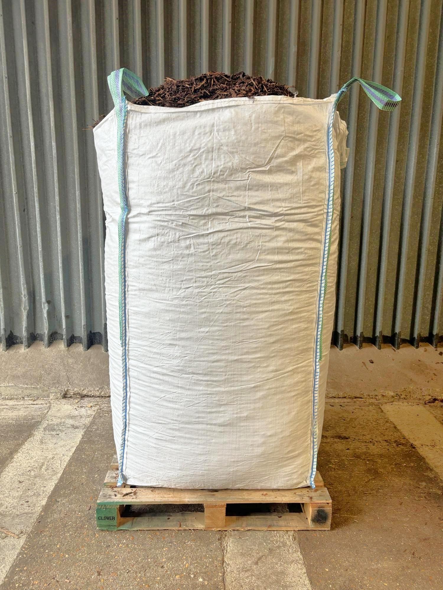 Ornamental Bark chips approx.2000L Large bulk bag